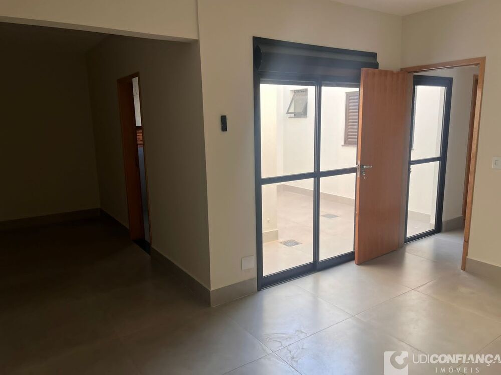 Casa, 3 quartos, 220 m² - Foto 3