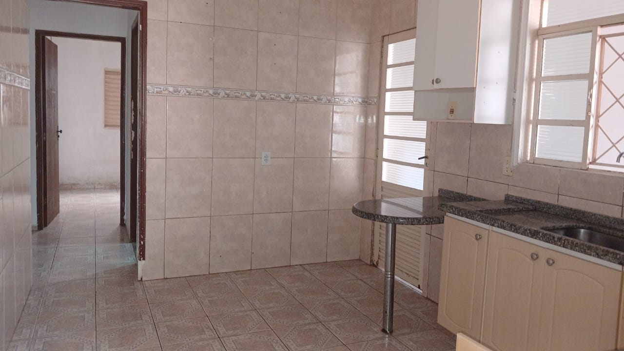 Casa para alugar com 3 quartos, 140m² - Foto 14