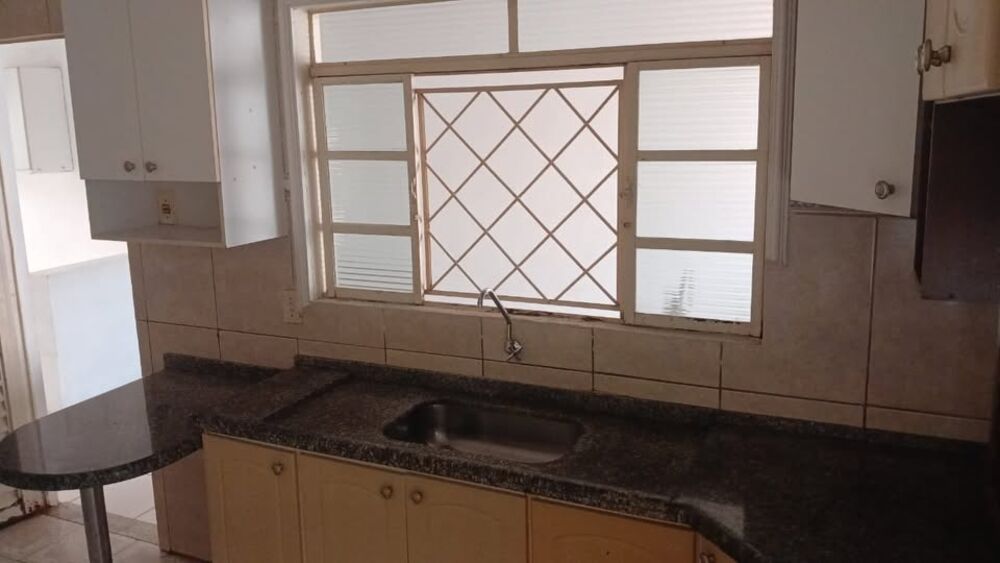Casa para alugar com 3 quartos, 140m² - Foto 8