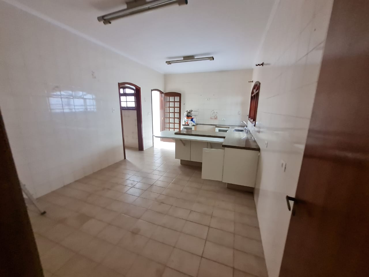 Casa de Condomínio para alugar com 3 quartos, 200m² - Foto 6