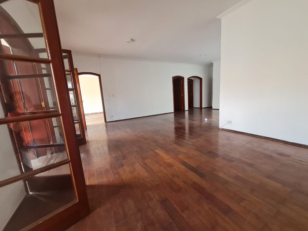 Casa de Condomínio para alugar com 3 quartos, 200m² - Foto 8