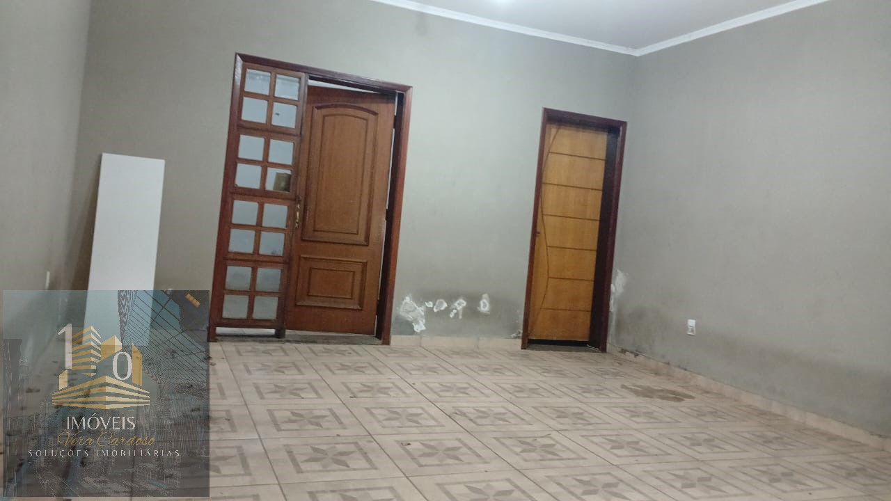 Casa Comercial para alugar com 4 quartos, 170m² - Foto 13