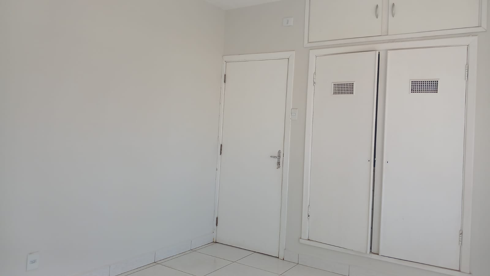 Apartamento para alugar com 2 quartos, 120m² - Foto 3