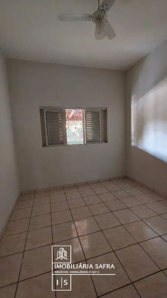 Casa, 5 quartos, 146 m² - Foto 1