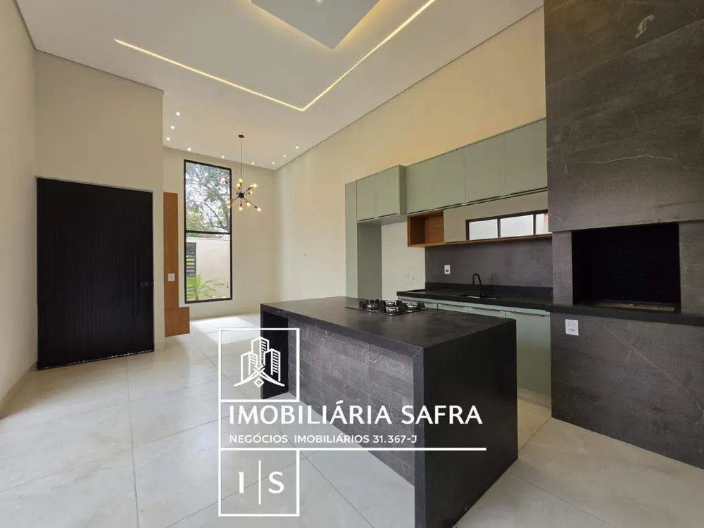 Casa, 3 quartos, 131 m² - Foto 1