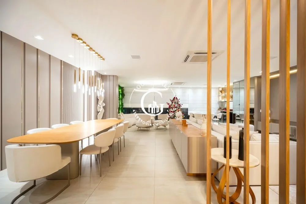 Apartamento, 3 quartos, 266 m² - Foto 1