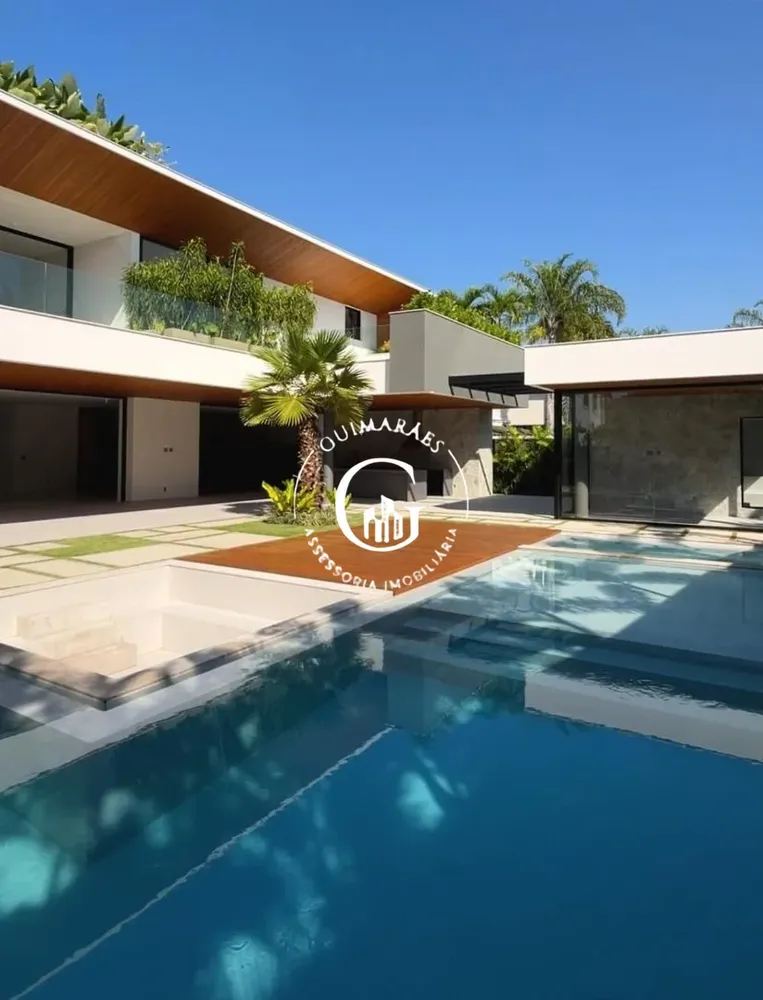 Casa, 5 quartos, 1300 m² - Foto 1