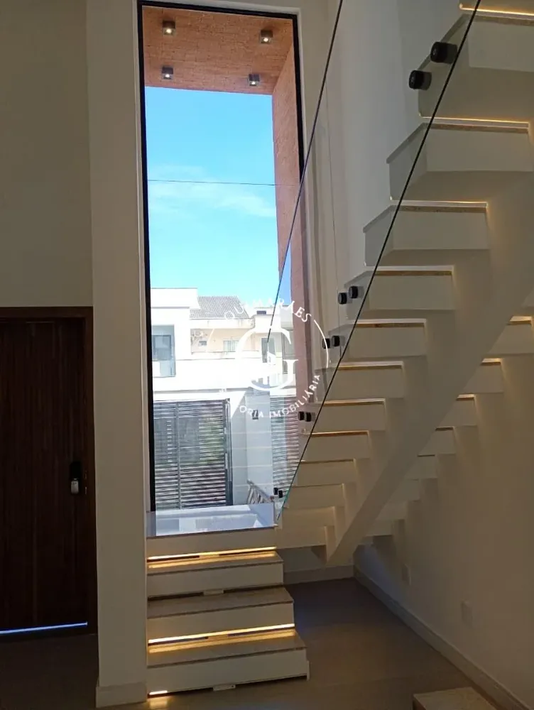 Casa, 4 quartos, 250 m² - Foto 17
