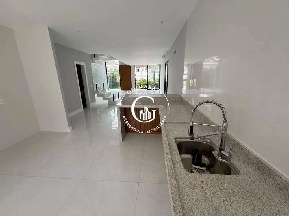 Casa, 4 quartos, 360 m² - Foto 4