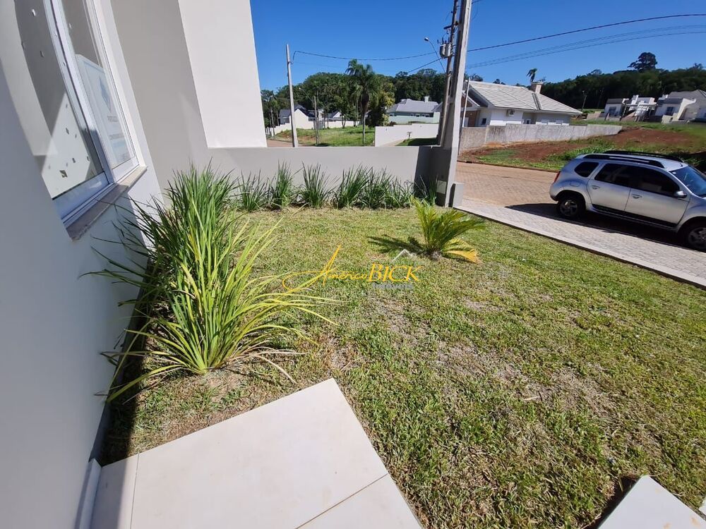 Casa à venda com 3 quartos, 180m² - Foto 2