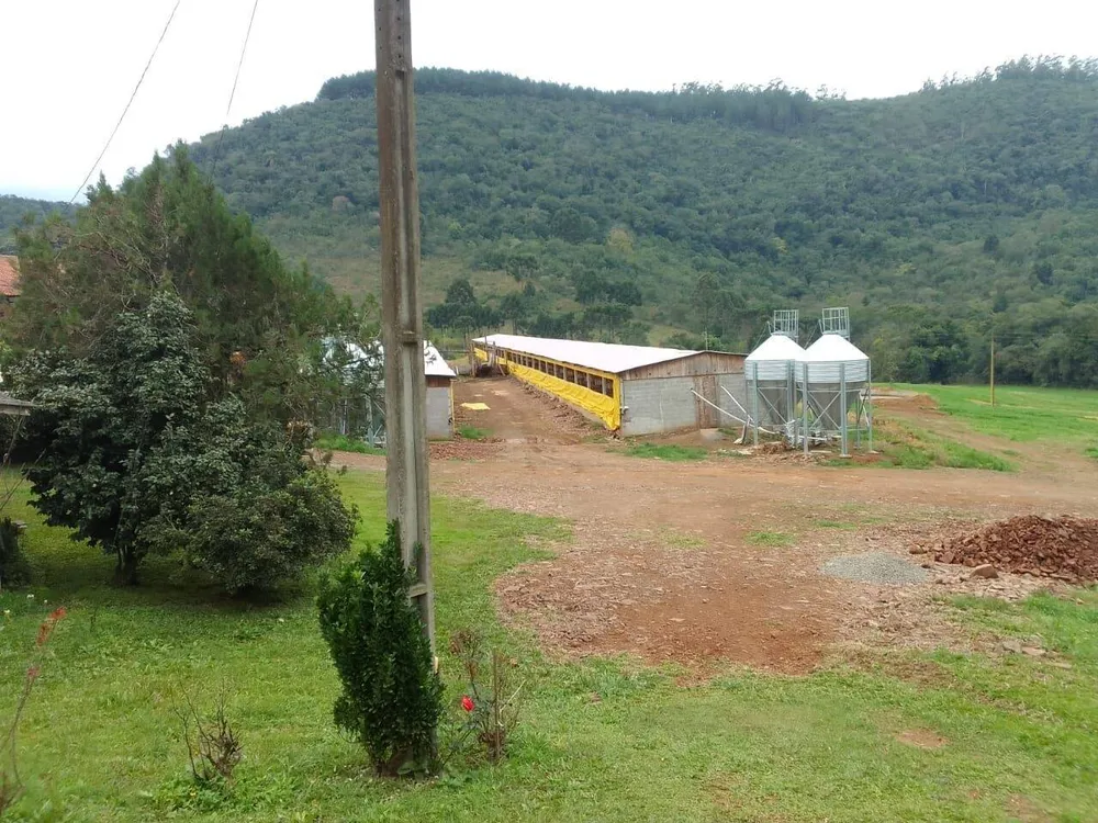 Terreno, 20 hectares - Foto 2