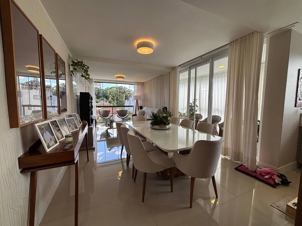Apartamento, 3 quartos, 200 m² - Foto 2