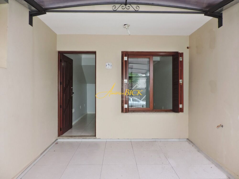 Apartamento à venda com 2 quartos, 86m² - Foto 2