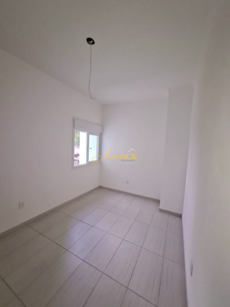 Apartamento, 3 quartos, 110 m² - Foto 2