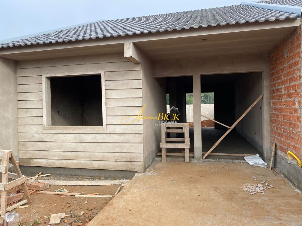 Casa à venda com 2 quartos, 80m² - Foto 4