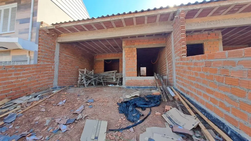 Casa, 2 quartos, 62 m² - Foto 1