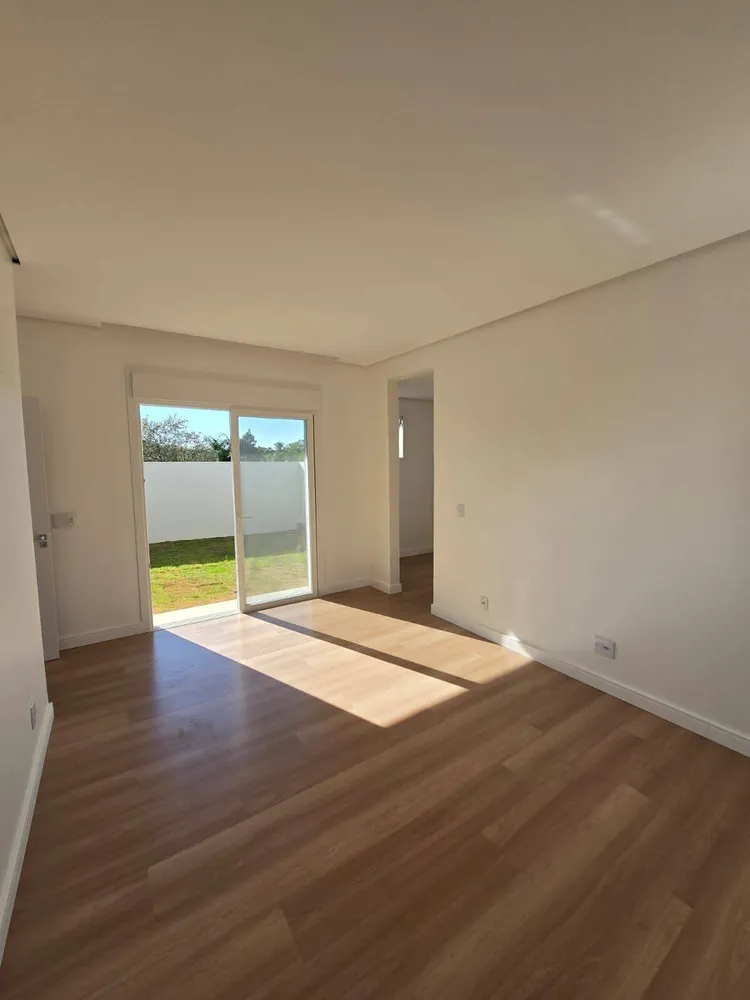Casa, 3 quartos, 208 m² - Foto 4