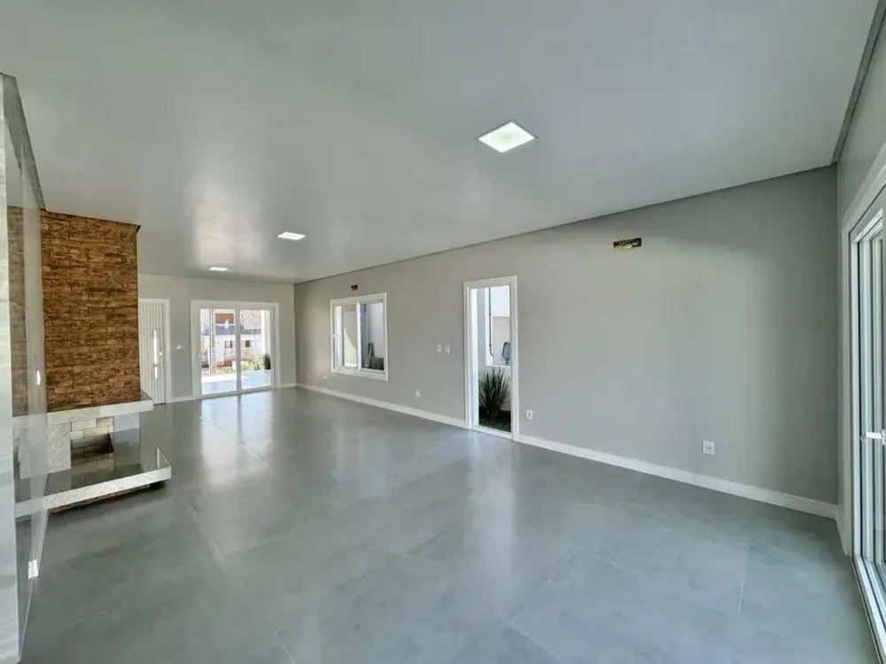 Casa, 3 quartos, 184 m² - Foto 2