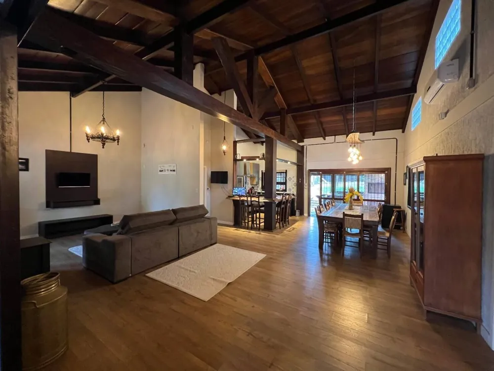 Sítio, 2 quartos, 241 m² - Foto 9