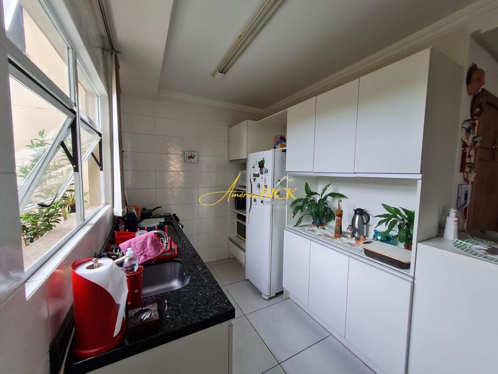 Apartamento à venda com 2 quartos, 97m² - Foto 3