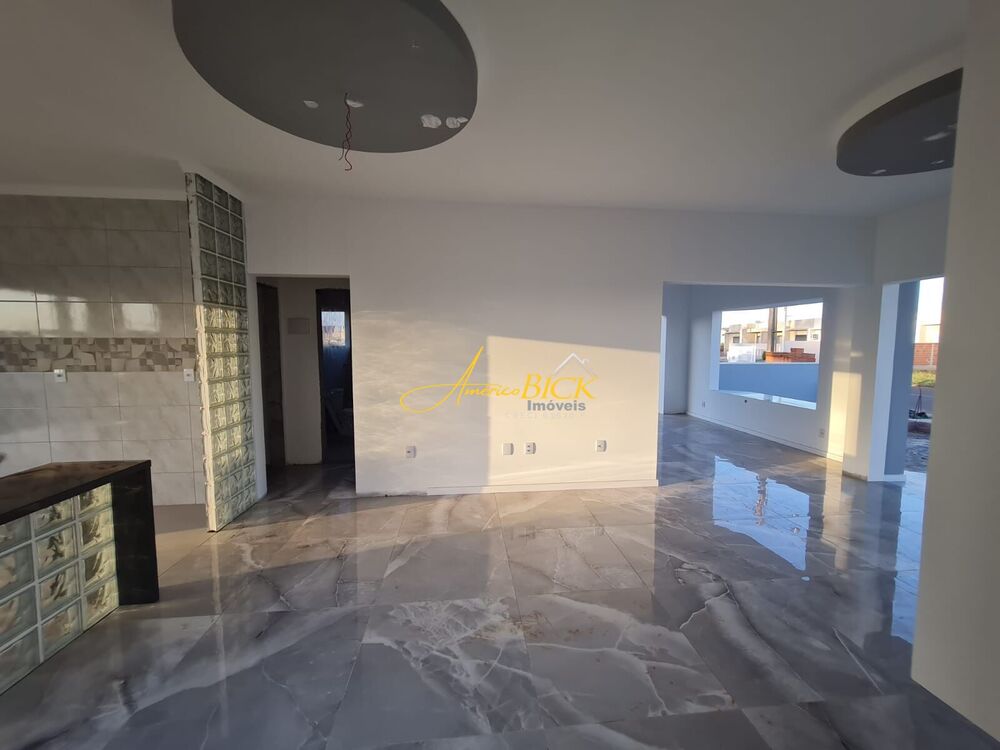 Casa à venda com 3 quartos, 130m² - Foto 2