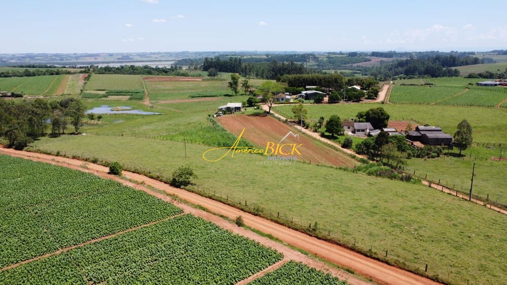 Sítio à venda com 3 quartos, 415m² - Foto 1