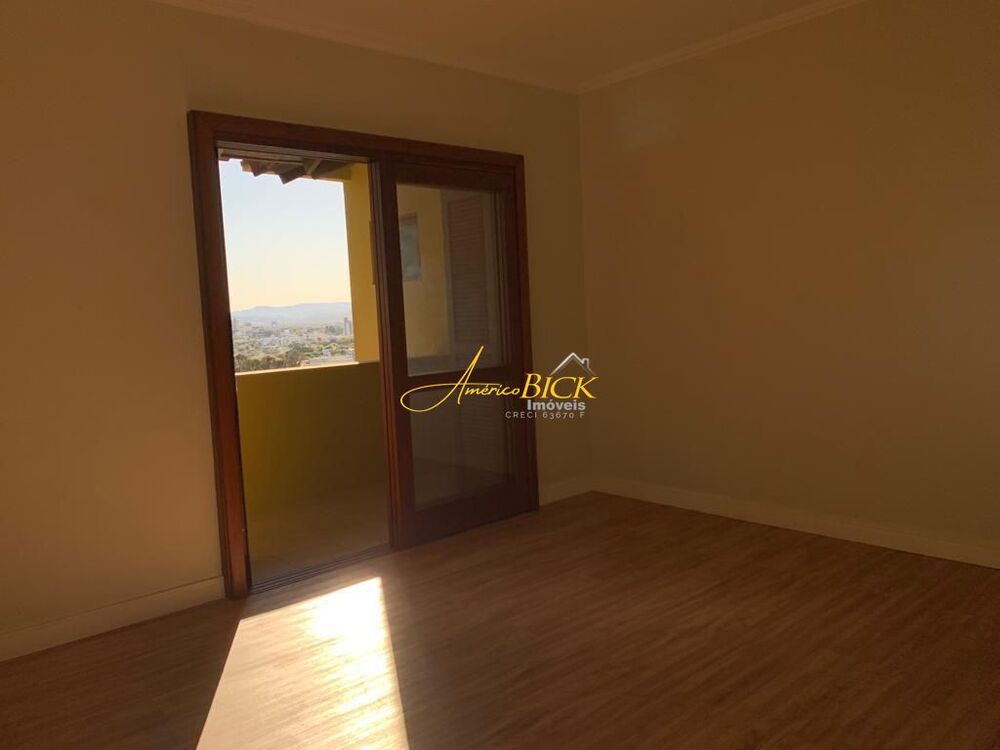 Casa à venda com 3 quartos, 350m² - Foto 6
