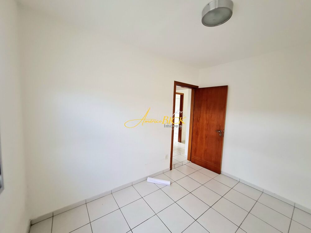 Apartamento à venda com 2 quartos, 61m² - Foto 2