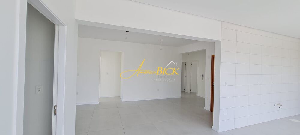Chácara à venda com 3 quartos, 600m² - Foto 3