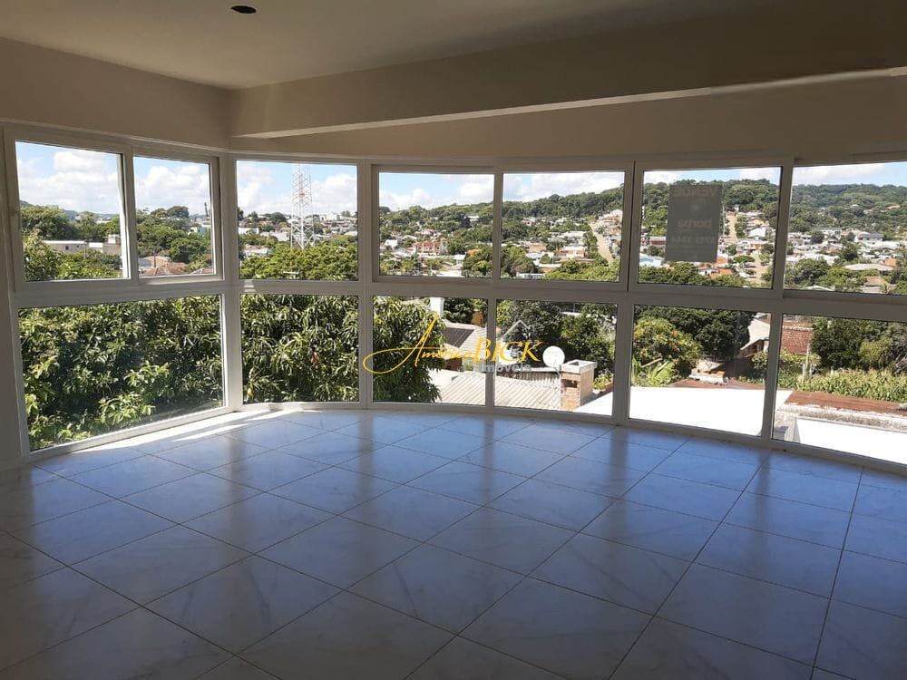 Apartamento à venda com 3 quartos, 111m² - Foto 4