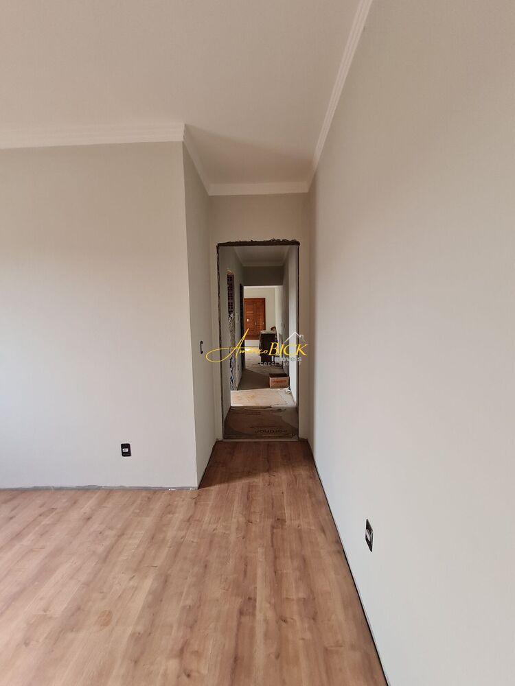 Casa à venda com 2 quartos, 71m² - Foto 6