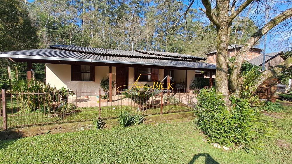 Fazenda à venda com 3 quartos, 120m² - Foto 4