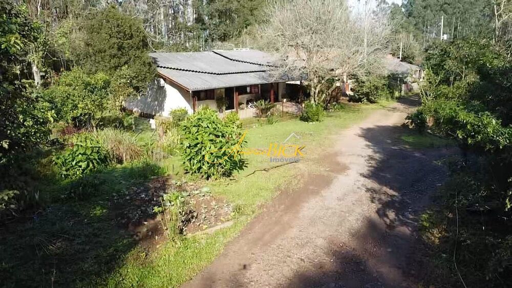 Fazenda à venda com 3 quartos, 120m² - Foto 1