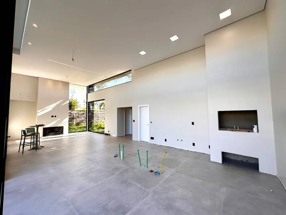 Casa, 3 quartos, 219 m² - Foto 4