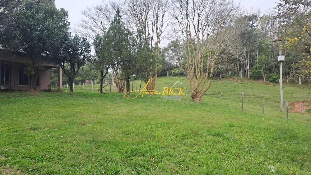 Fazenda à venda com 3 quartos, 180900m² - Foto 1