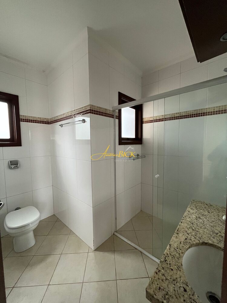 Casa à venda com 2 quartos, 163m² - Foto 8