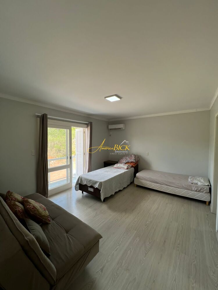 Casa, 3 quartos, 205 m² - Foto 10