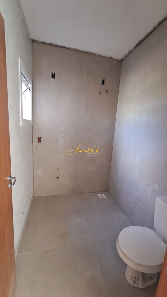 Casa à venda com 2 quartos, 51m² - Foto 9