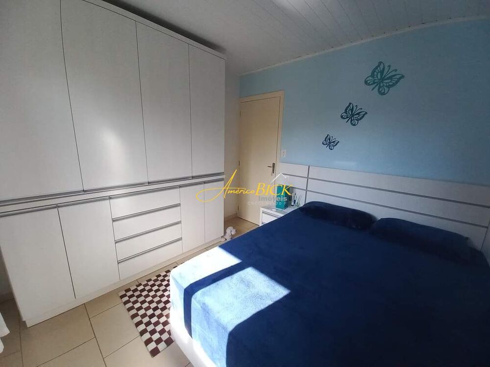 Casa à venda com 2 quartos, 80m² - Foto 5