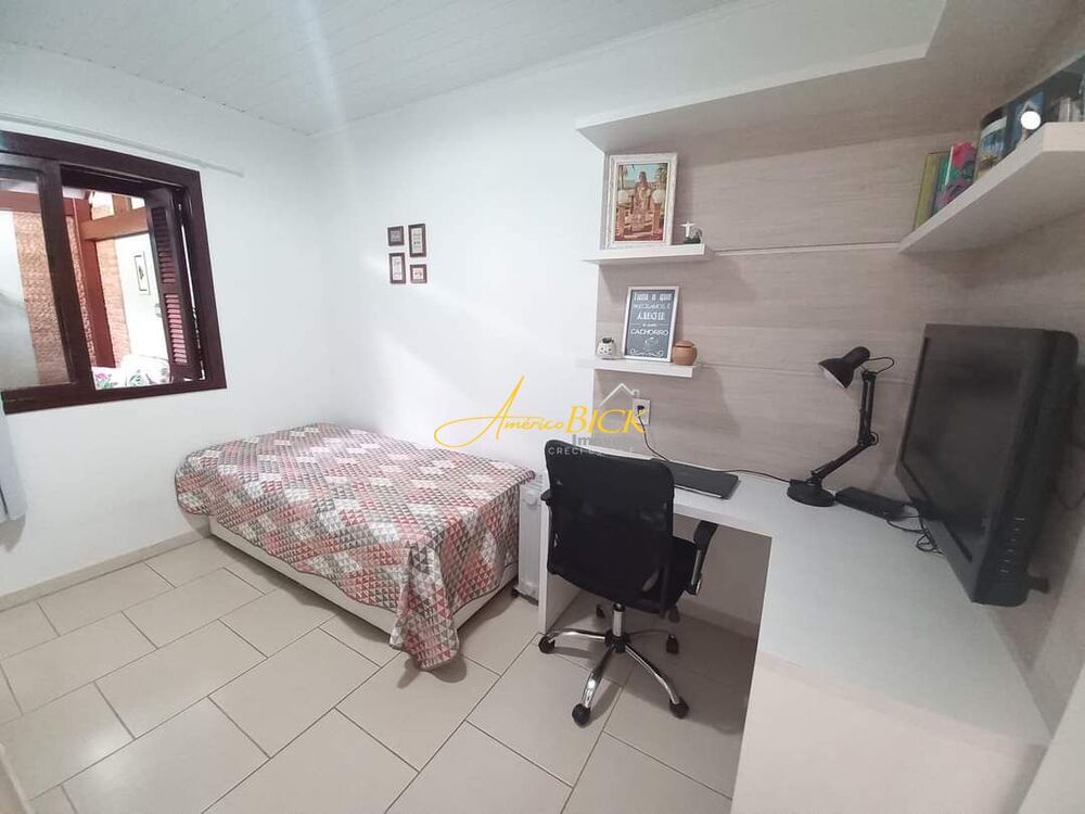 Casa à venda com 2 quartos, 80m² - Foto 10