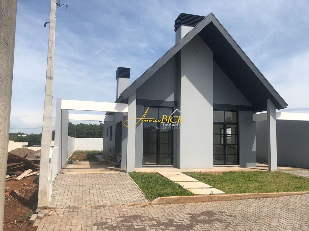 Casa à venda com 2 quartos, 128m² - Foto 1