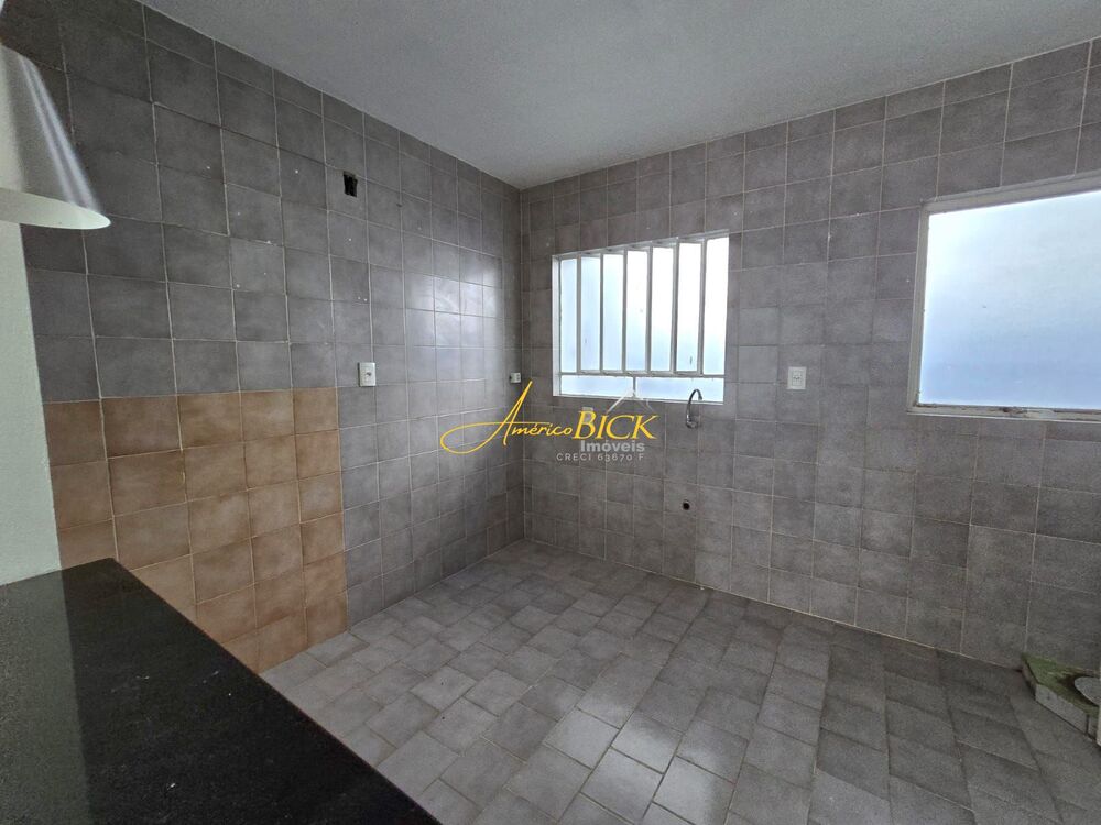 Apartamento à venda com 2 quartos, 63m² - Foto 1