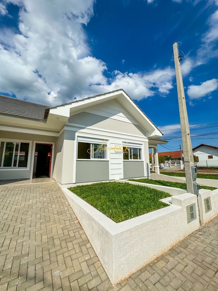 Casa à venda com 2 quartos, 52m² - Foto 3