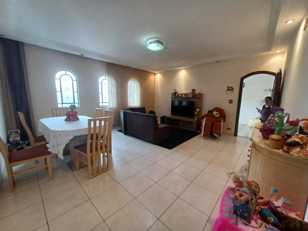 Casa, 3 quartos, 230 m² - Foto 13