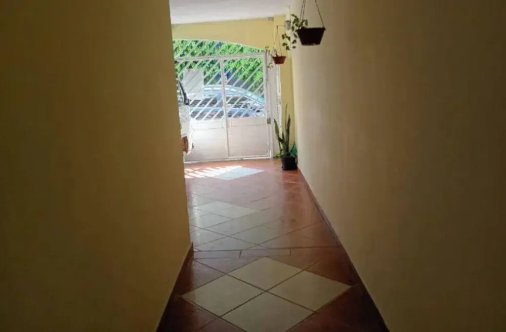 Casa, 3 quartos, 240 m² - Foto 10