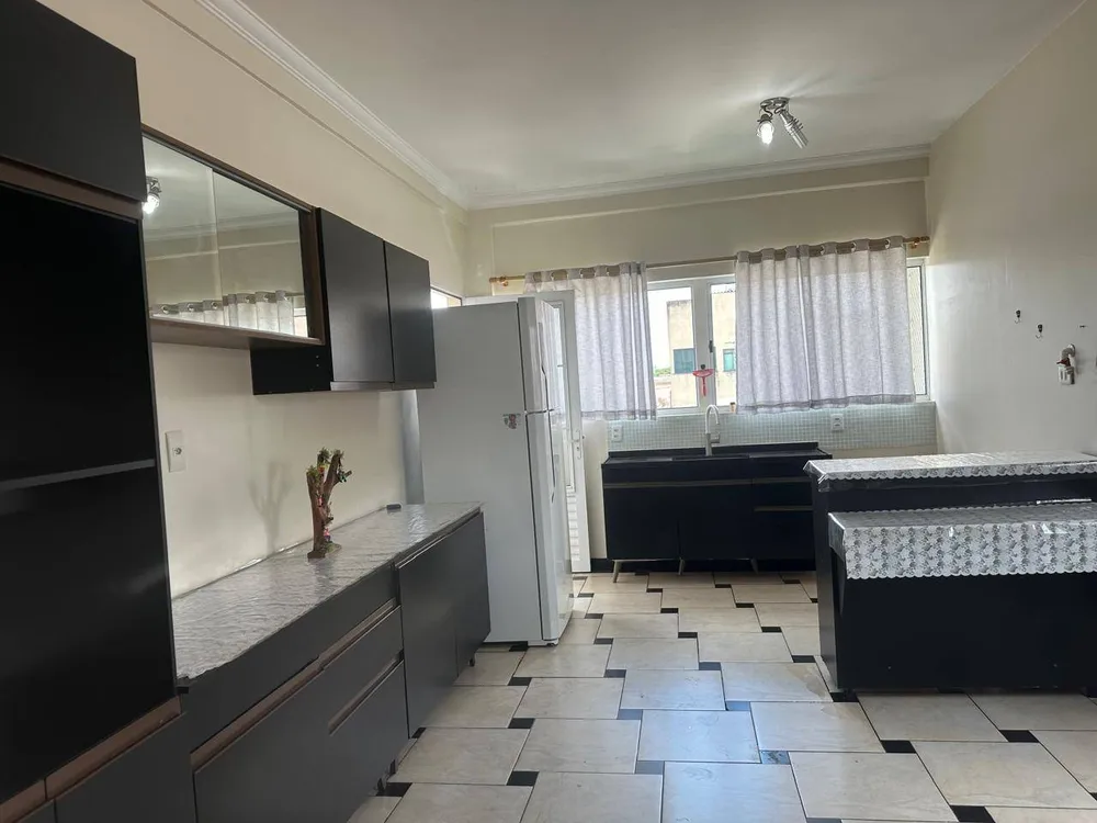 Casa, 5 quartos, 250 m² - Foto 6