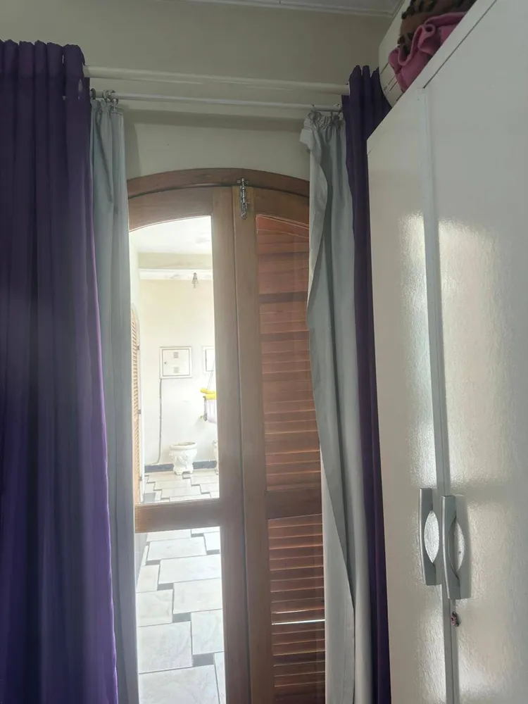 Casa, 5 quartos, 250 m² - Foto 1