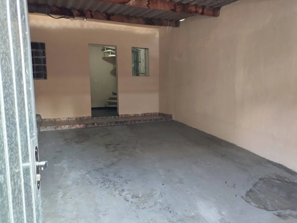 Casa, 1 quarto, 200 m² - Foto 2