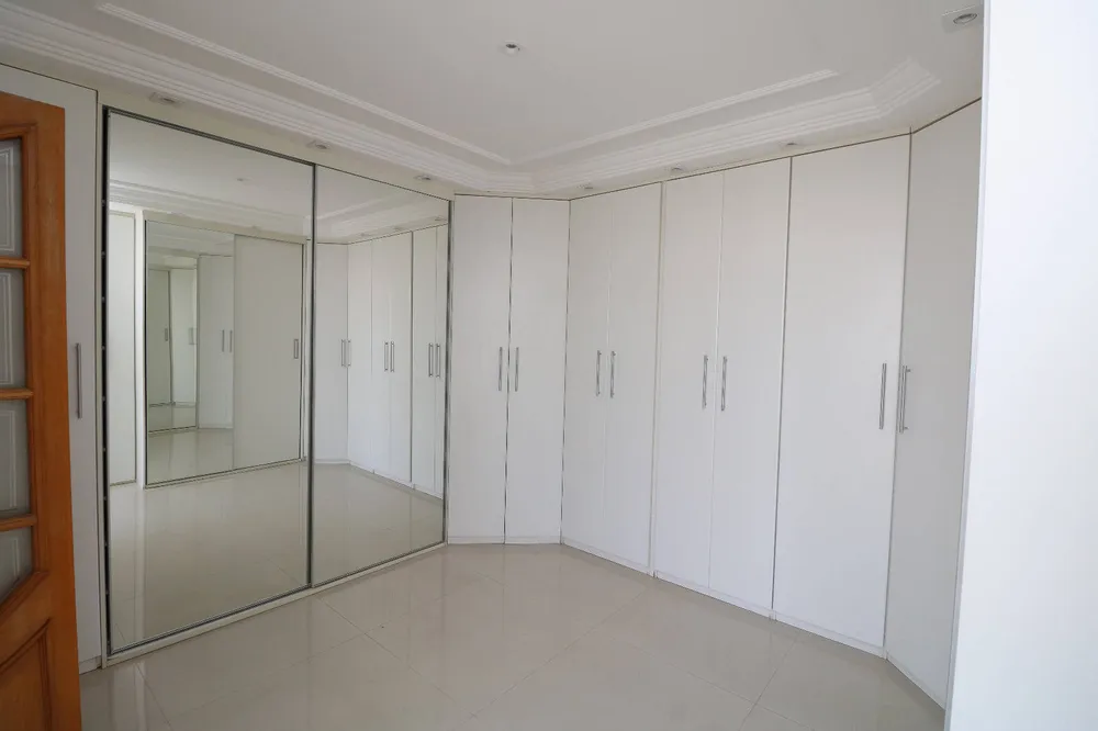 Cobertura, 3 quartos, 237 m² - Foto 1