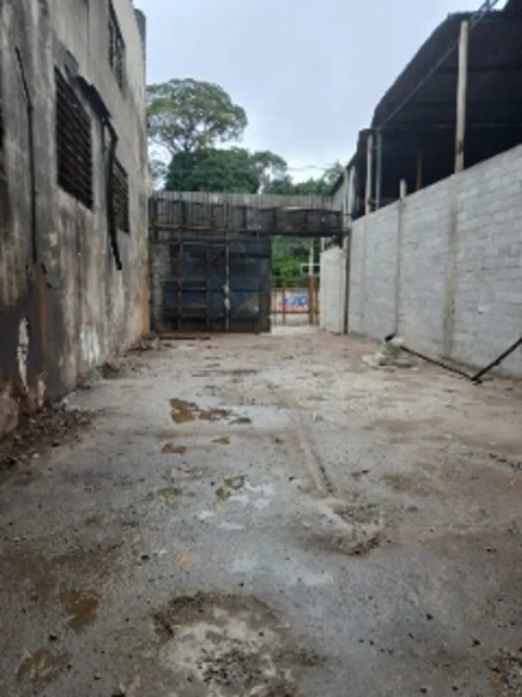 Loteamento e Condomínio - Foto 1